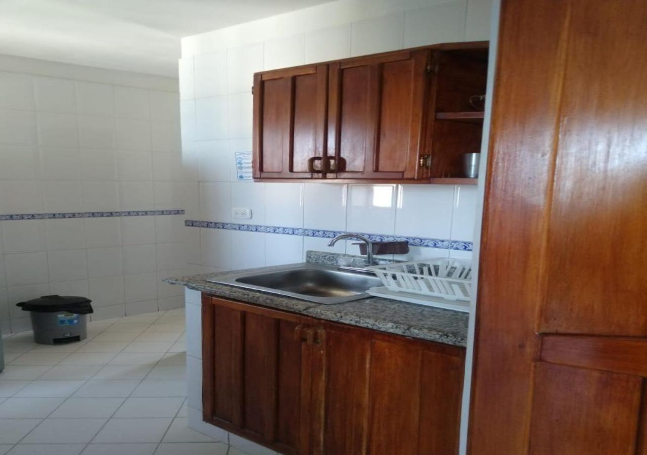 Apartamento Edificio Los Laureles Santa Marta Dış mekan fotoğraf